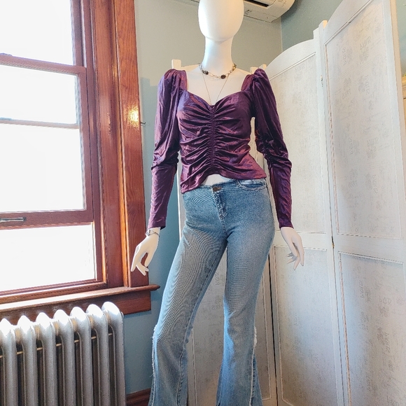 Express NWT Rich Velvet Purple Sweetheart Long sleeve Top S - Picture 4 of 11